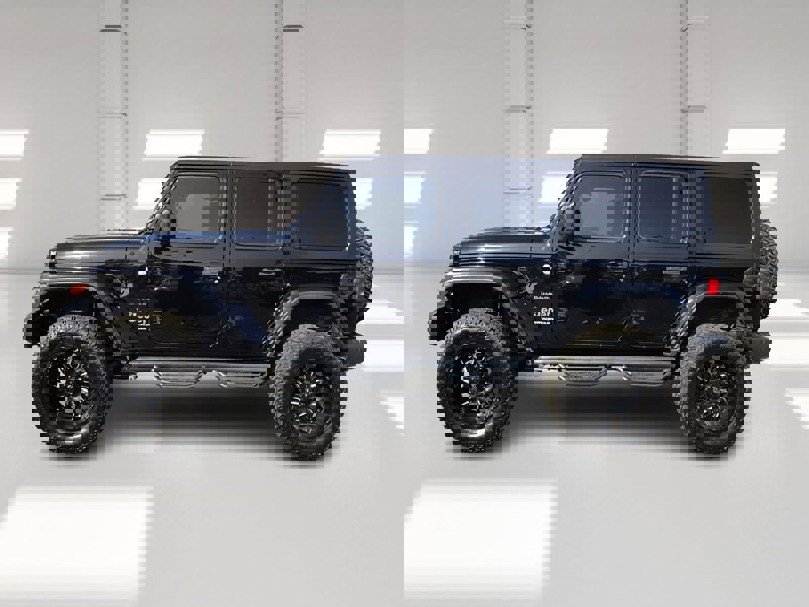Used 2020 Jeep Wrangler Unlimited Sahara image 4