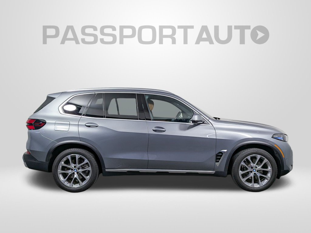 Used 2026 BMW X5 xDrive40i w/ Premium Package AWD/4WD image 8