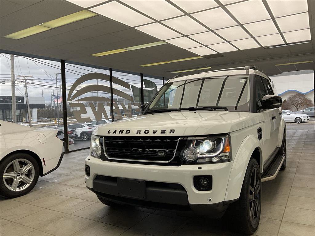 Used 2016 Land Rover LR4 HSE image 3