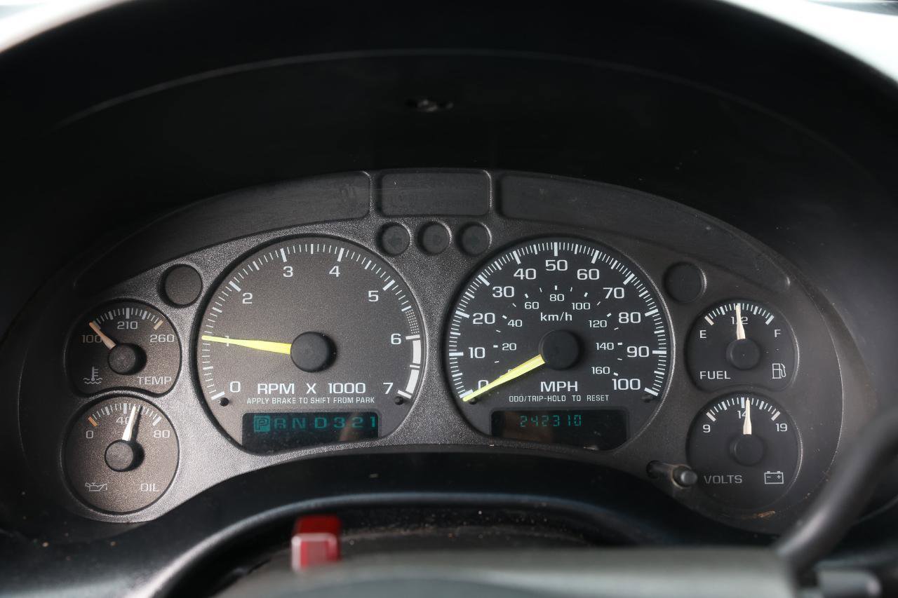 Used 2000 GMC Sonoma SLS w/ SLS Super Spec Pkg 1 image 21