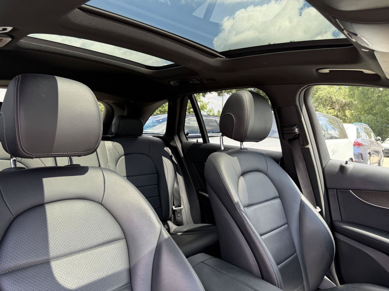 Certified 2020 Mercedes-Benz GLC 300 image 30