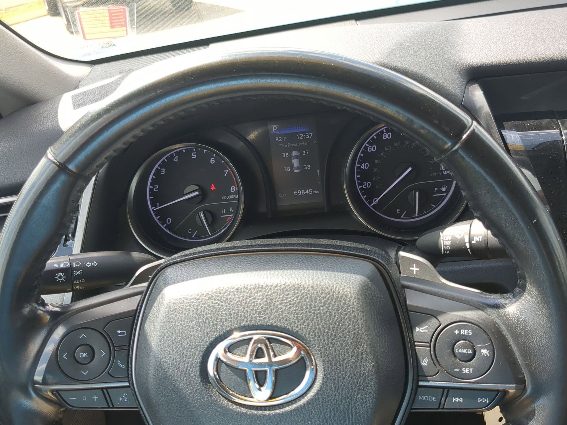 Used 2023 Toyota Camry SE FWD image 14