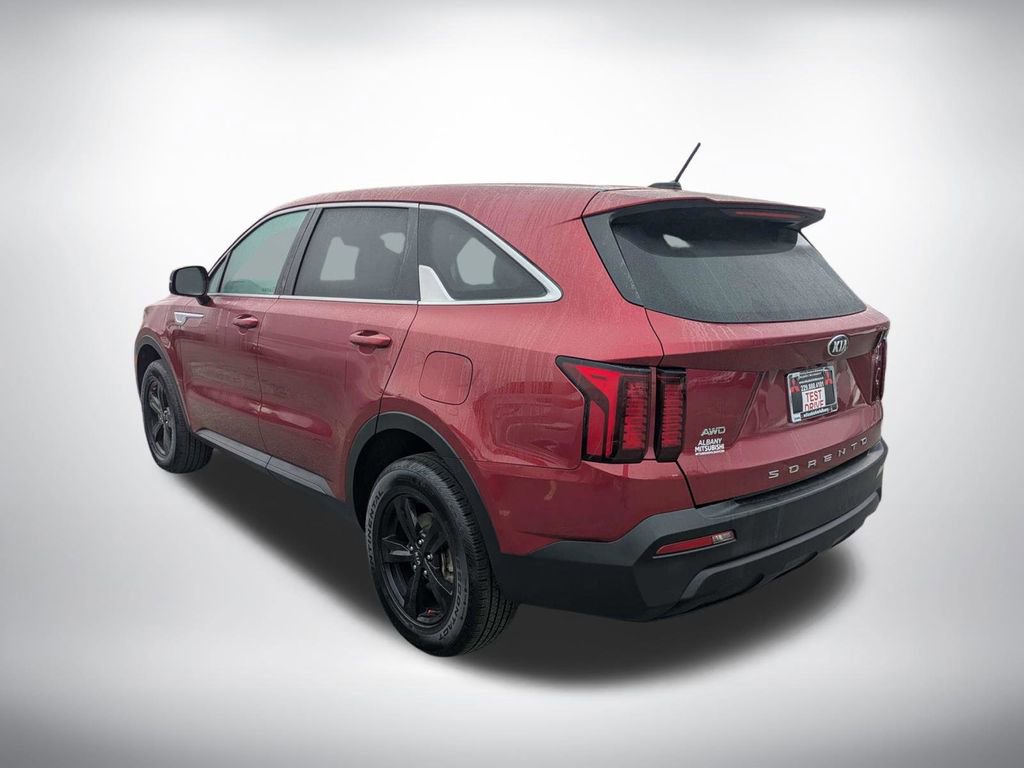 Used 2021 Kia Sorento LX image 5