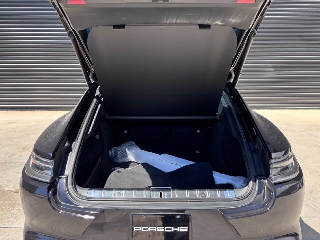 Certified 2023 Porsche Panamera 4 Platinum Edition AWD/4WD image 28