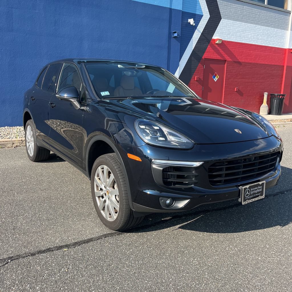 Used 2017 Porsche Cayenne S AWD/4WD image 7