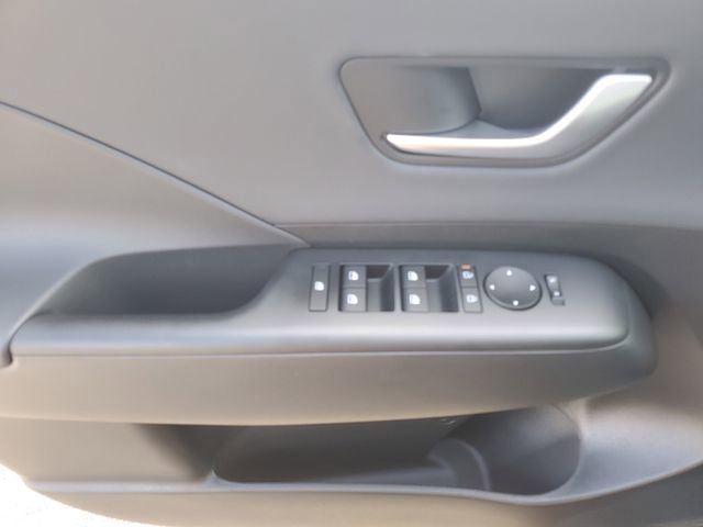 New 2026 Hyundai Kona SEL Premium image 18