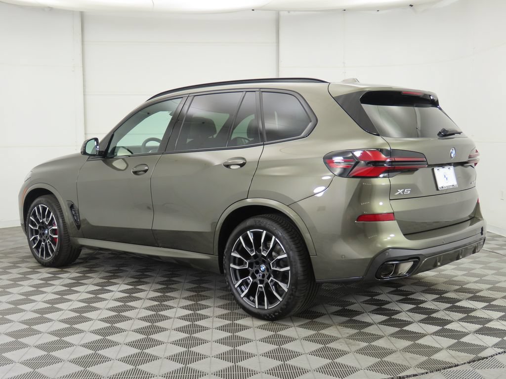 Used 2026 BMW X5 xDrive40i w/ M Sport Package AWD/4WD image 8