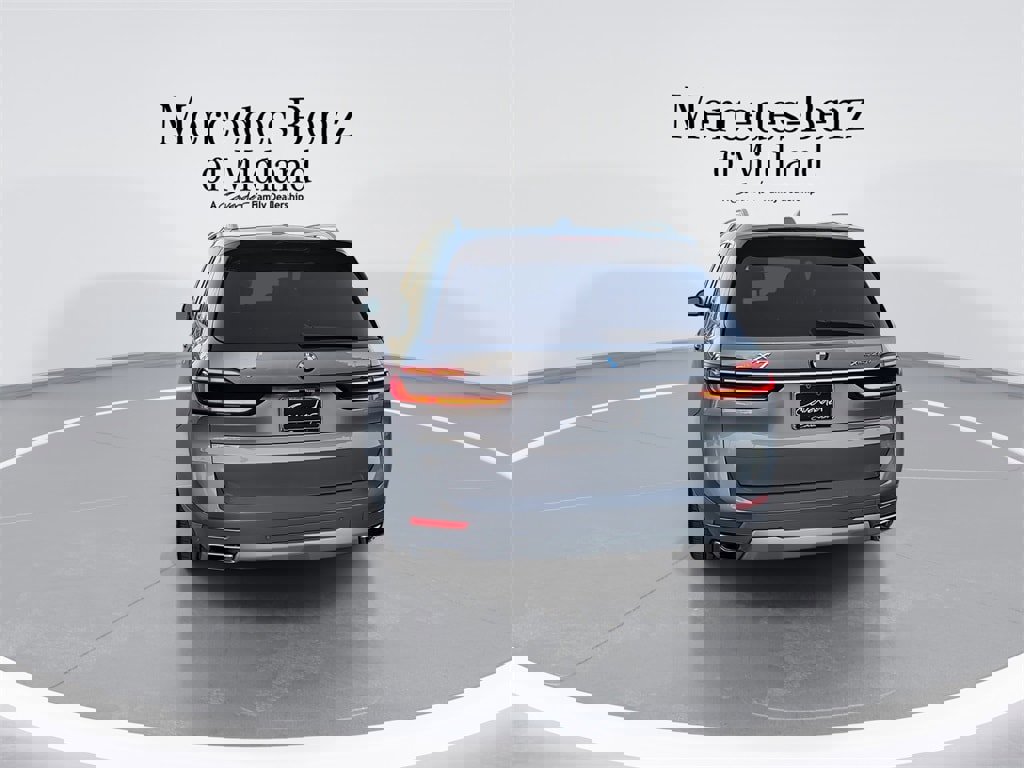 Used 2024 BMW X7 xDrive40i image 7