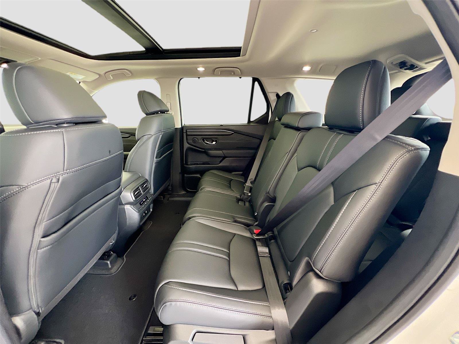 New 2026 Honda Pilot image 24