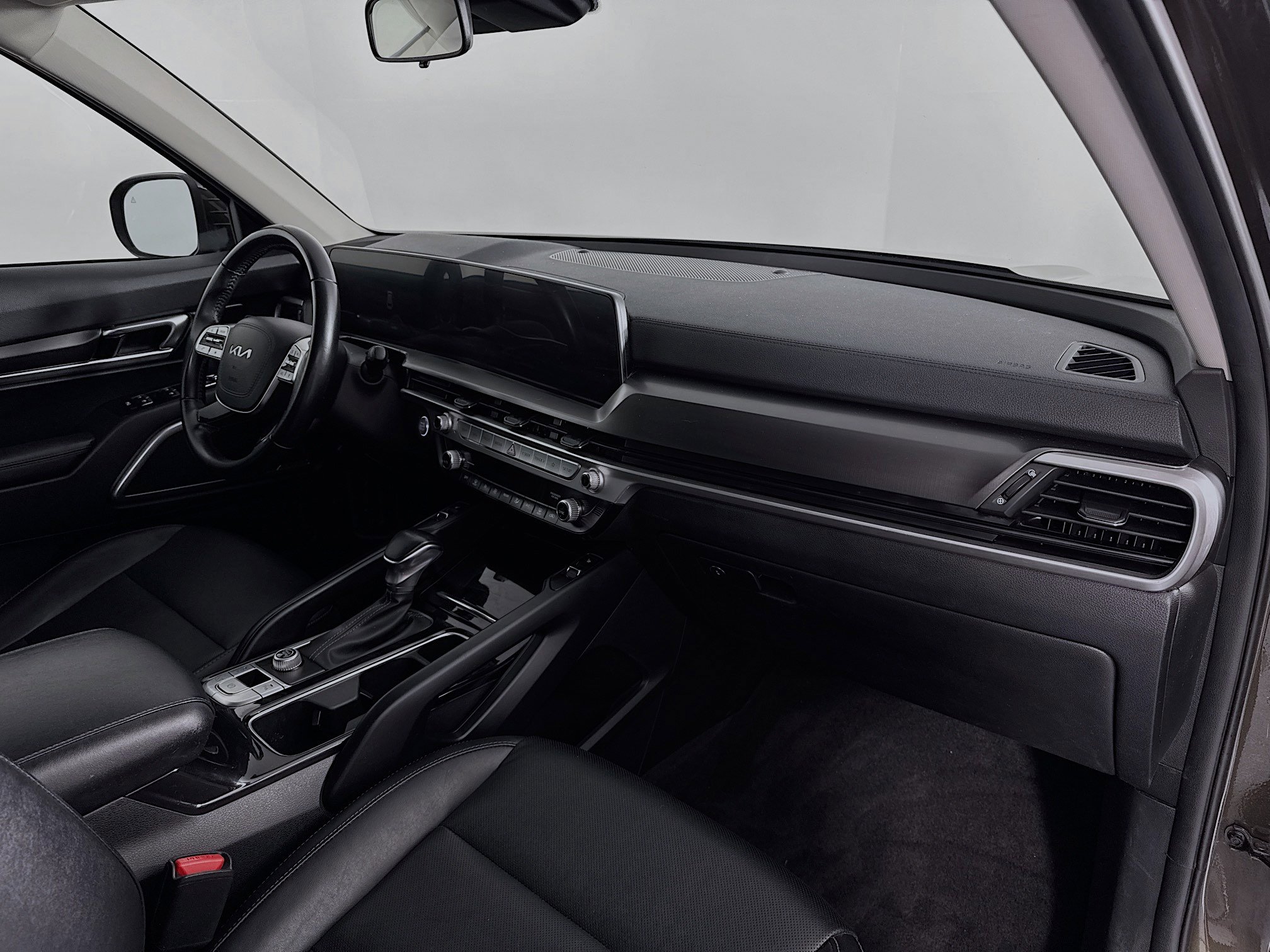 Used 2023 Kia Telluride S FWD image 30