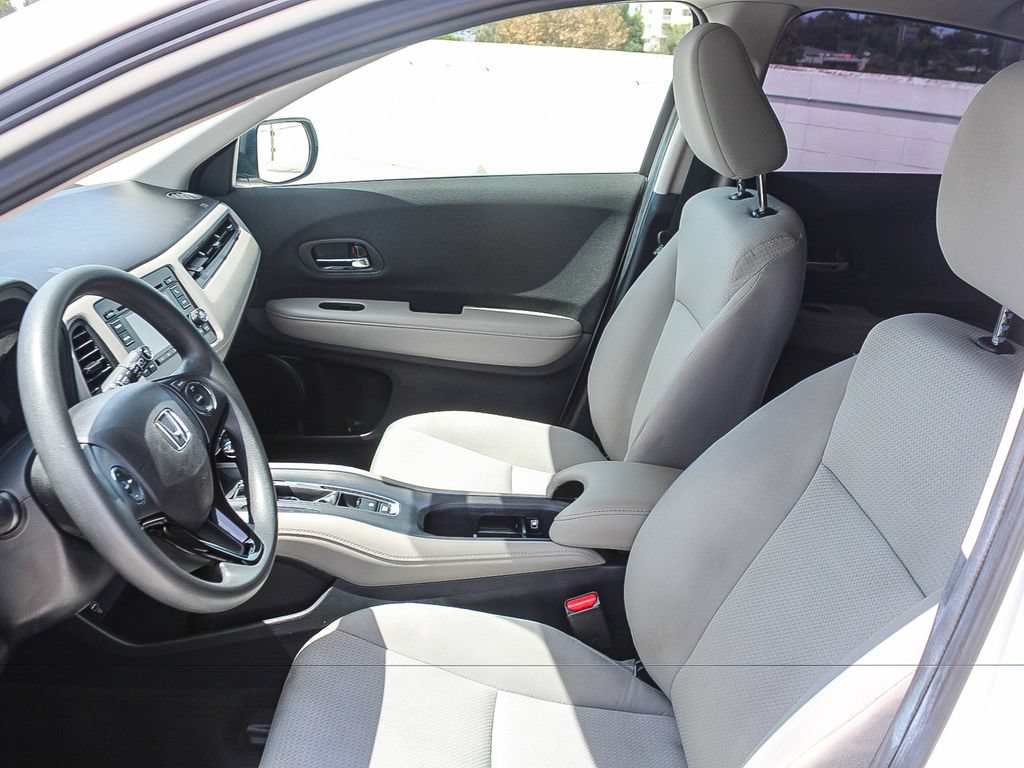 Certified 2021 Honda HR-V LX image 18