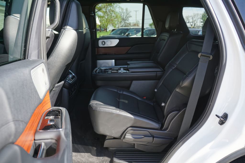 Used 2020 Lincoln Navigator Reserve w/ Luxury Package AWD/4WD image 19