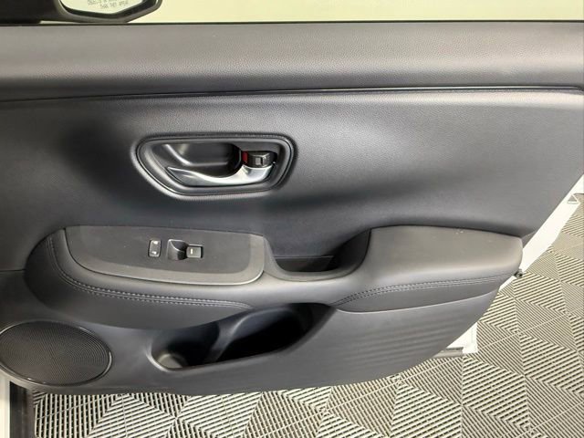 Used 2026 Honda HR-V LX image 43