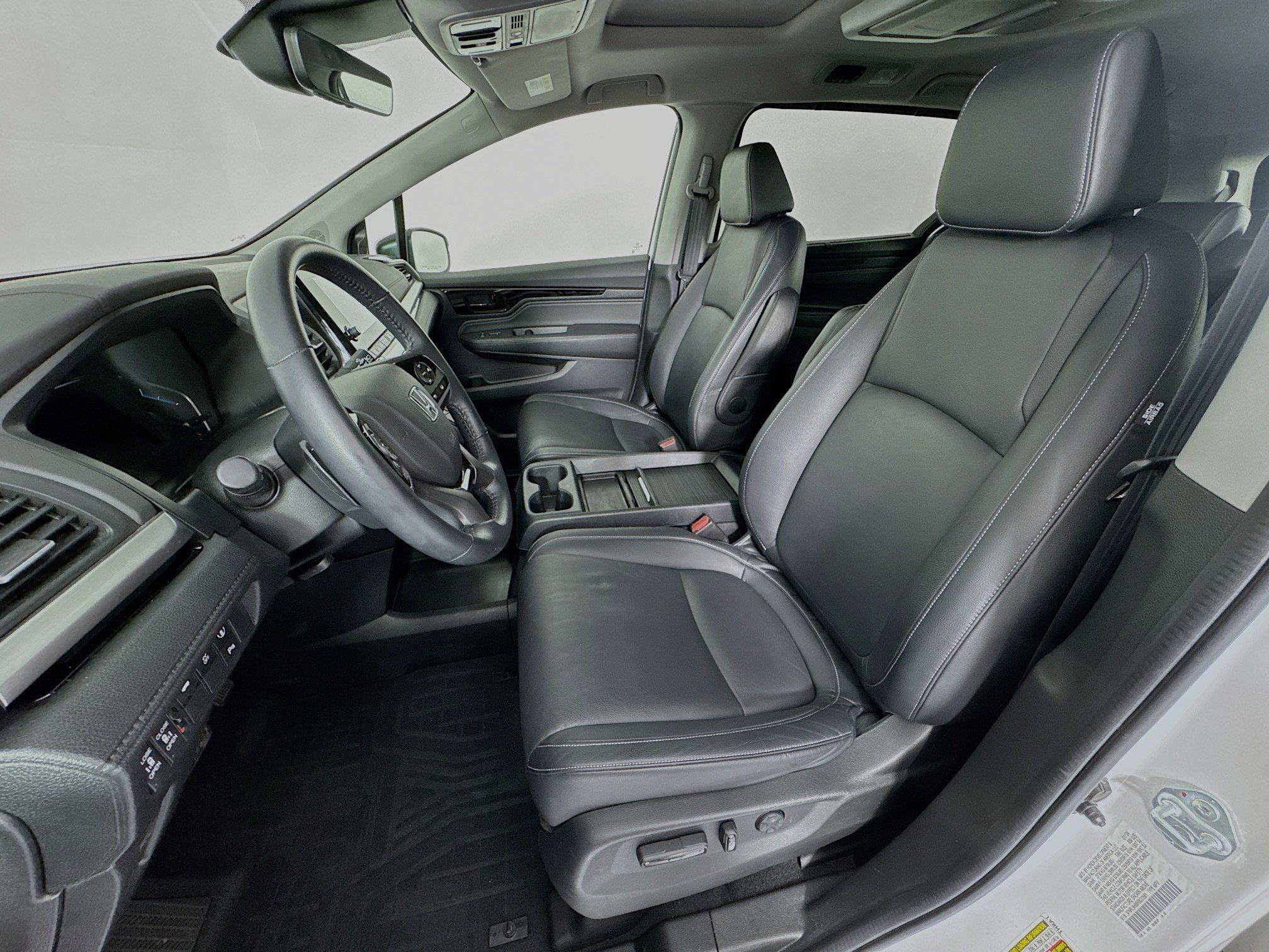 Certified 2024 Honda Odyssey Touring image 21