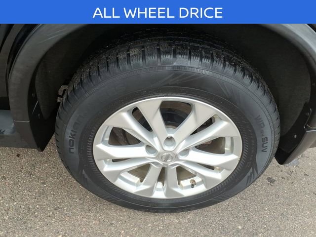 Used 2016 Nissan Rogue SV w/ SV Premium Package image 14