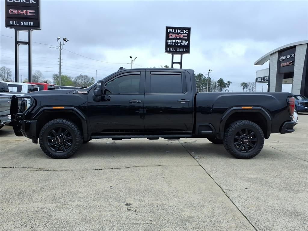 Used 2024 GMC Sierra 2500 AT4 w/ AT4 Premium Plus Package image 4