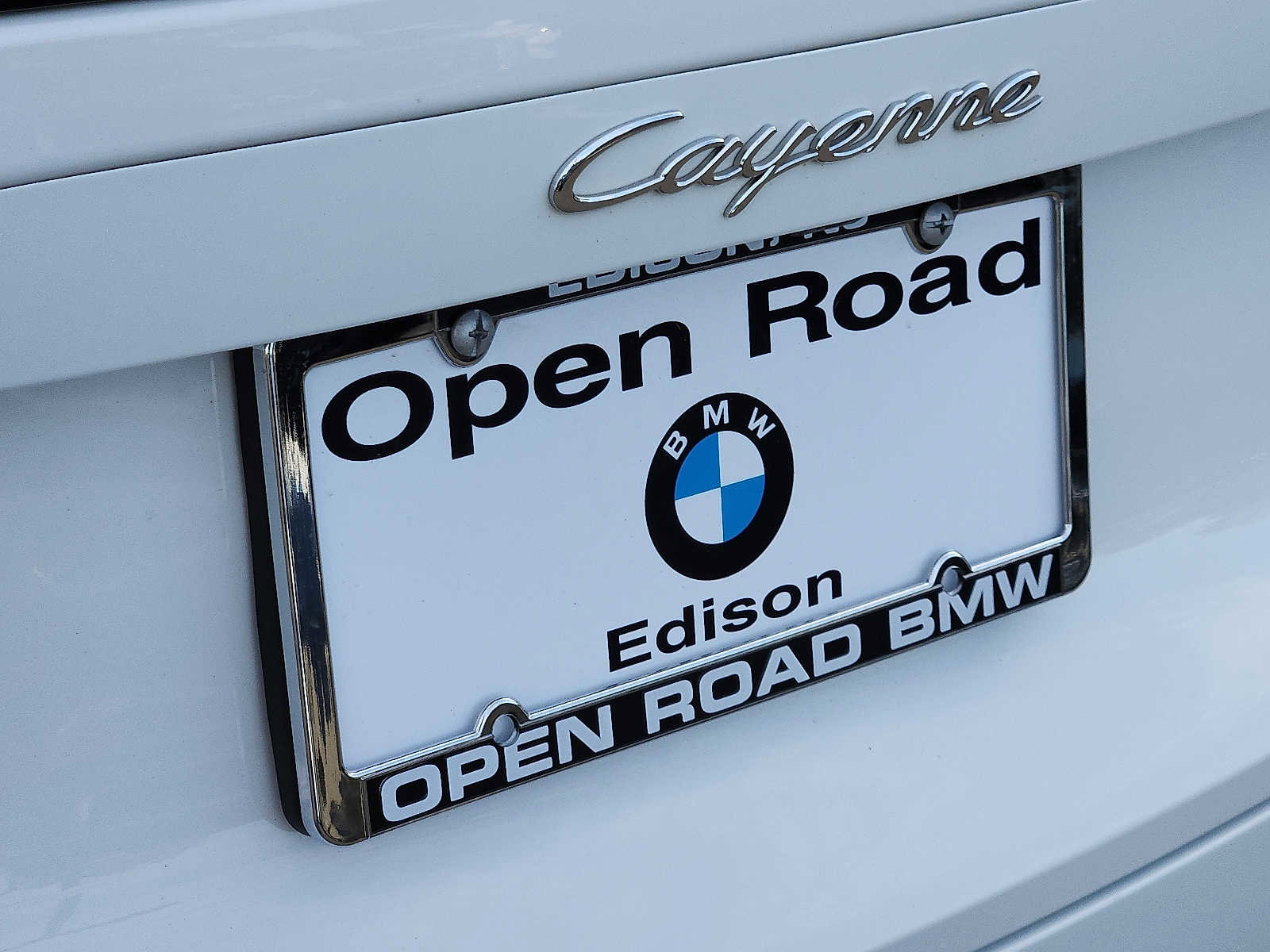 Used 2022 Porsche Cayenne Platinum Edition image 30