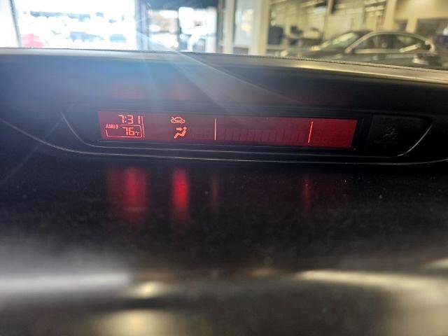 Used 2015 MAZDA MAZDA5 Sport image 15