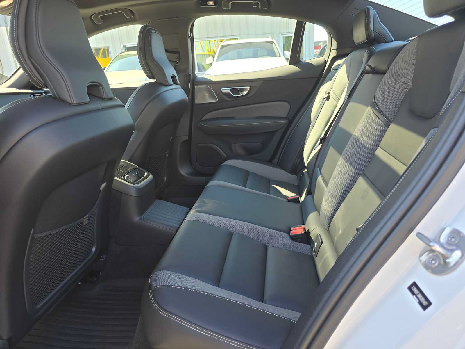 Certified 2024 Volvo S60 T8 Ultimate w/ Climate Package AWD/4WD image 15