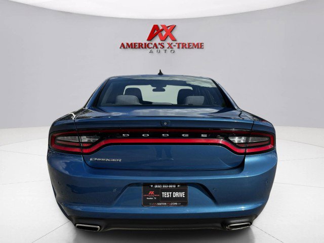 Used 2020 Dodge Charger SXT image 4