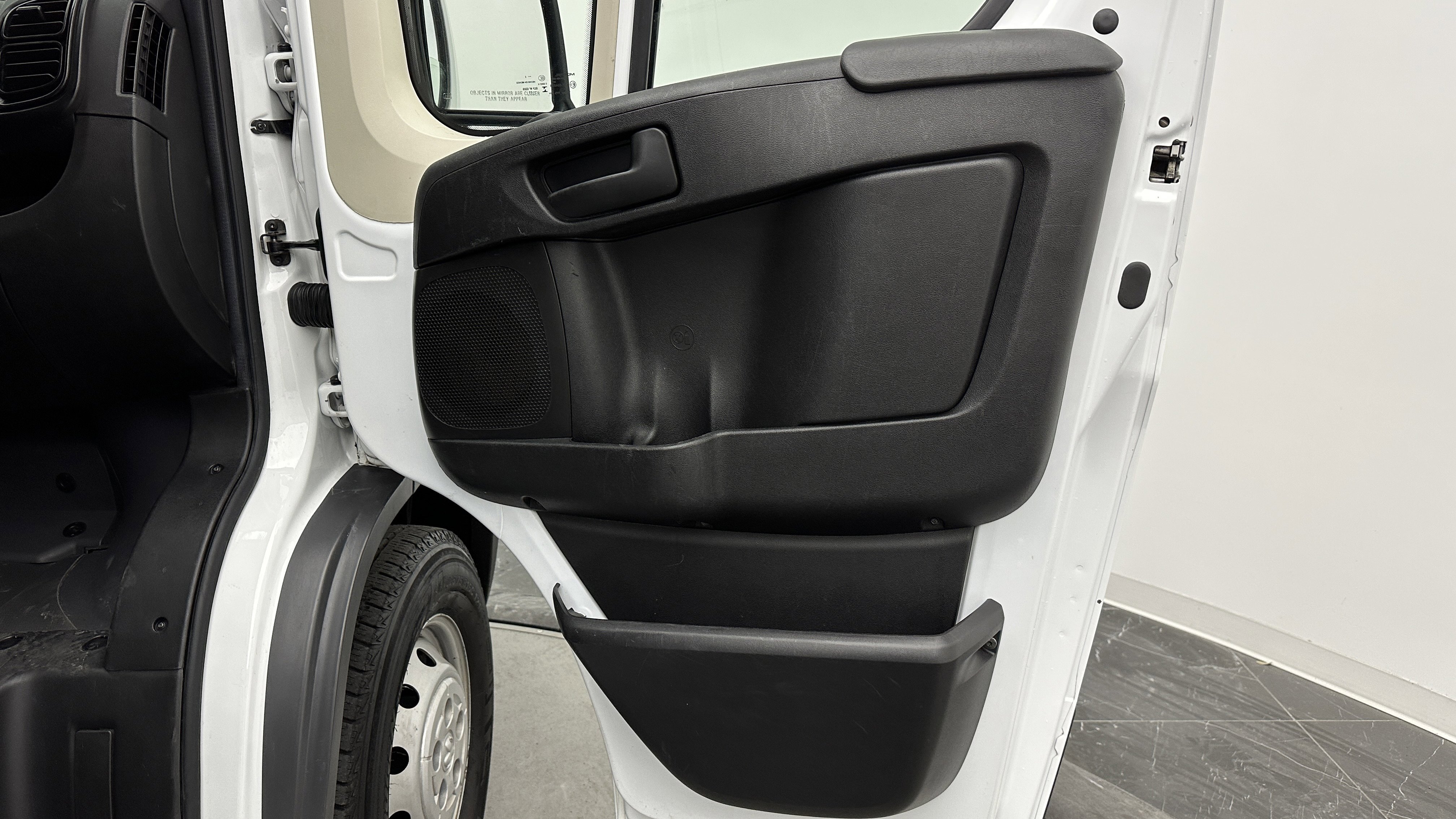 Used 2022 RAM ProMaster 3500 w/ Driver Convenience Group image 26