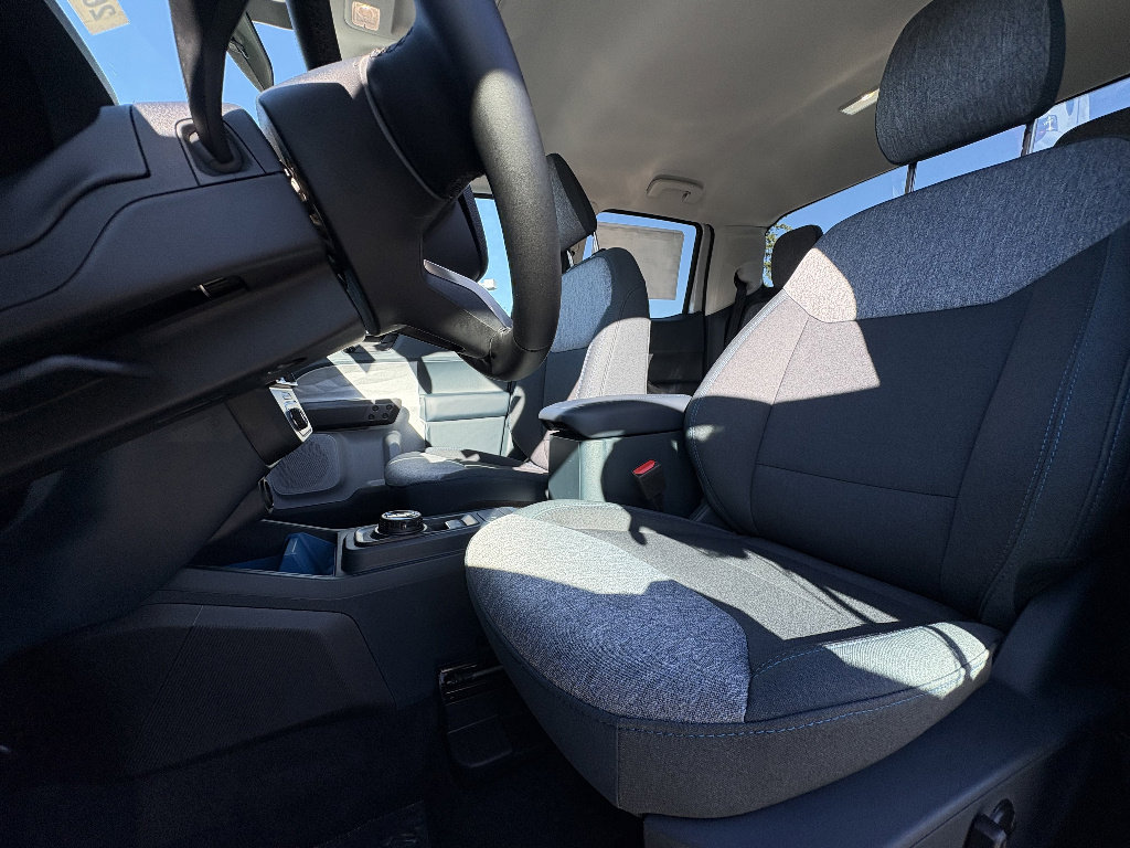 New 2026 Ford Maverick XLT w/ XLT Luxury Package FWD image 18