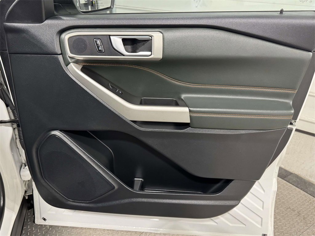 Used 2023 Ford Explorer Timberline image 9