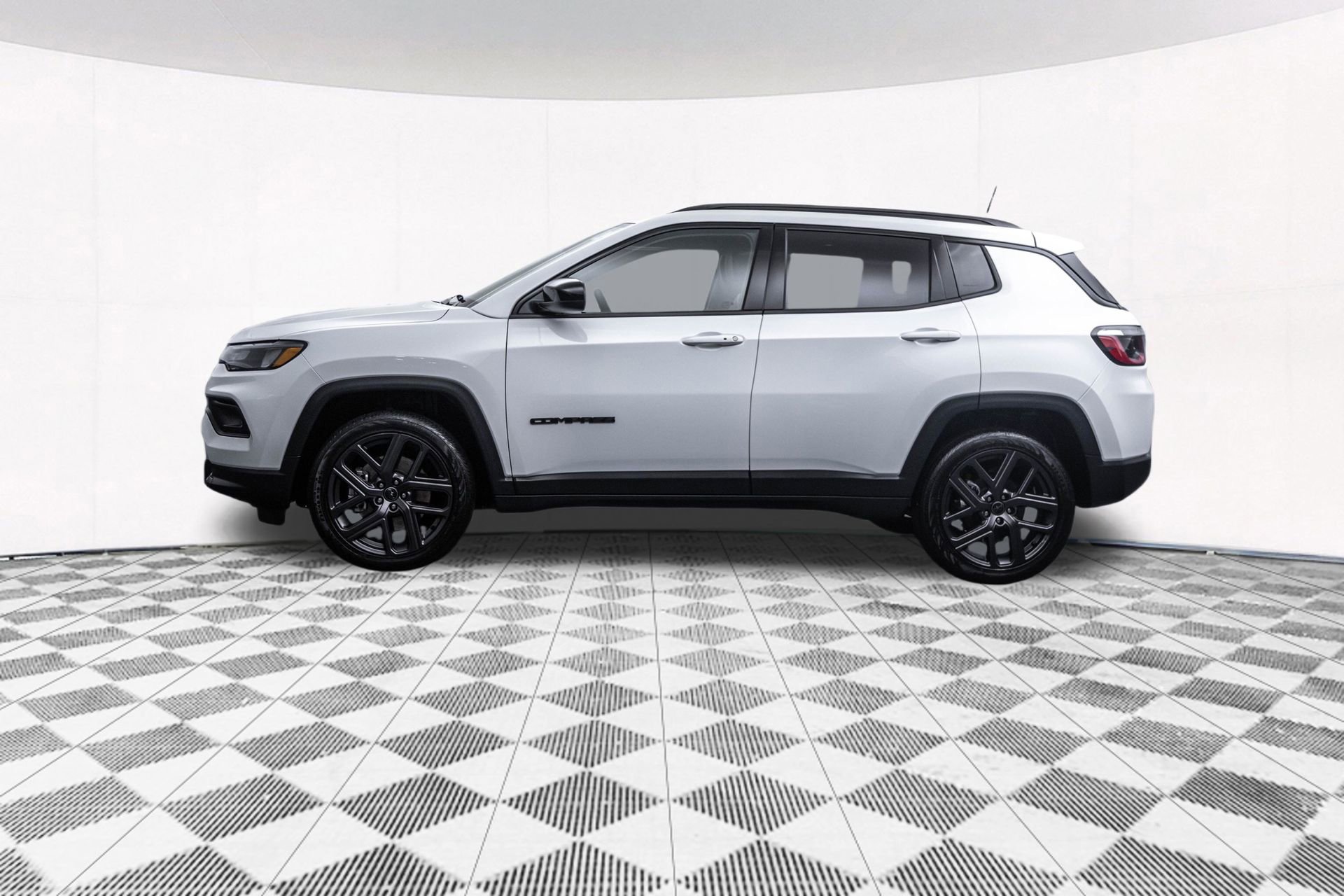 Used 2026 Jeep Compass Latitude image 7