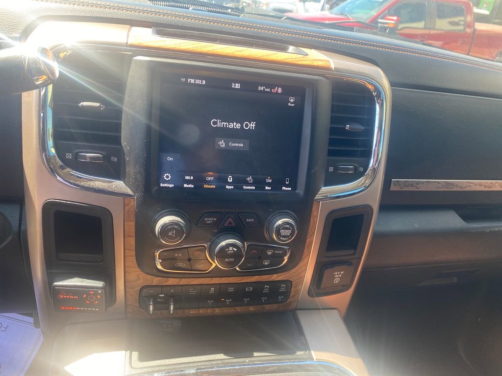 Used 2018 RAM 2500 Longhorn RWD image 19