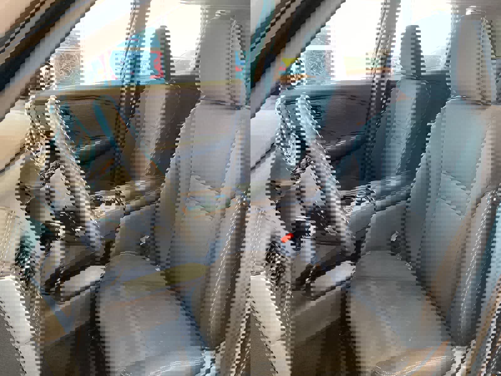 Used 2023 Nissan Rogue S image 7