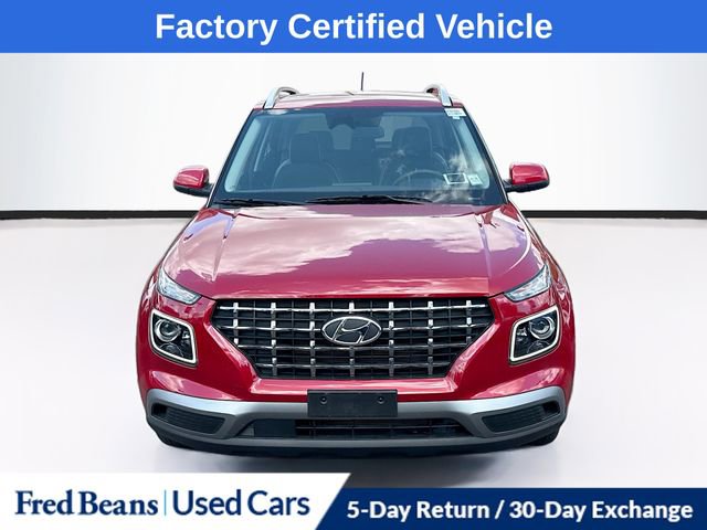 Used 2023 Hyundai Venue Limited image 2