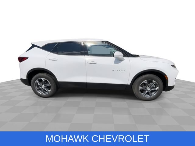 Certified 2024 Chevrolet Blazer LT w/ Driver Confidence Package AWD/4WD image 9