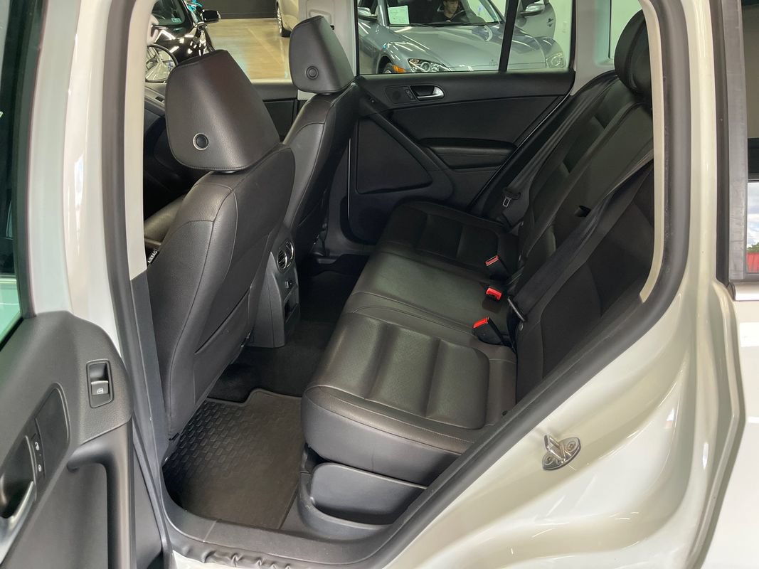 Used 2014 Volkswagen Tiguan SE AWD/4WD image 44