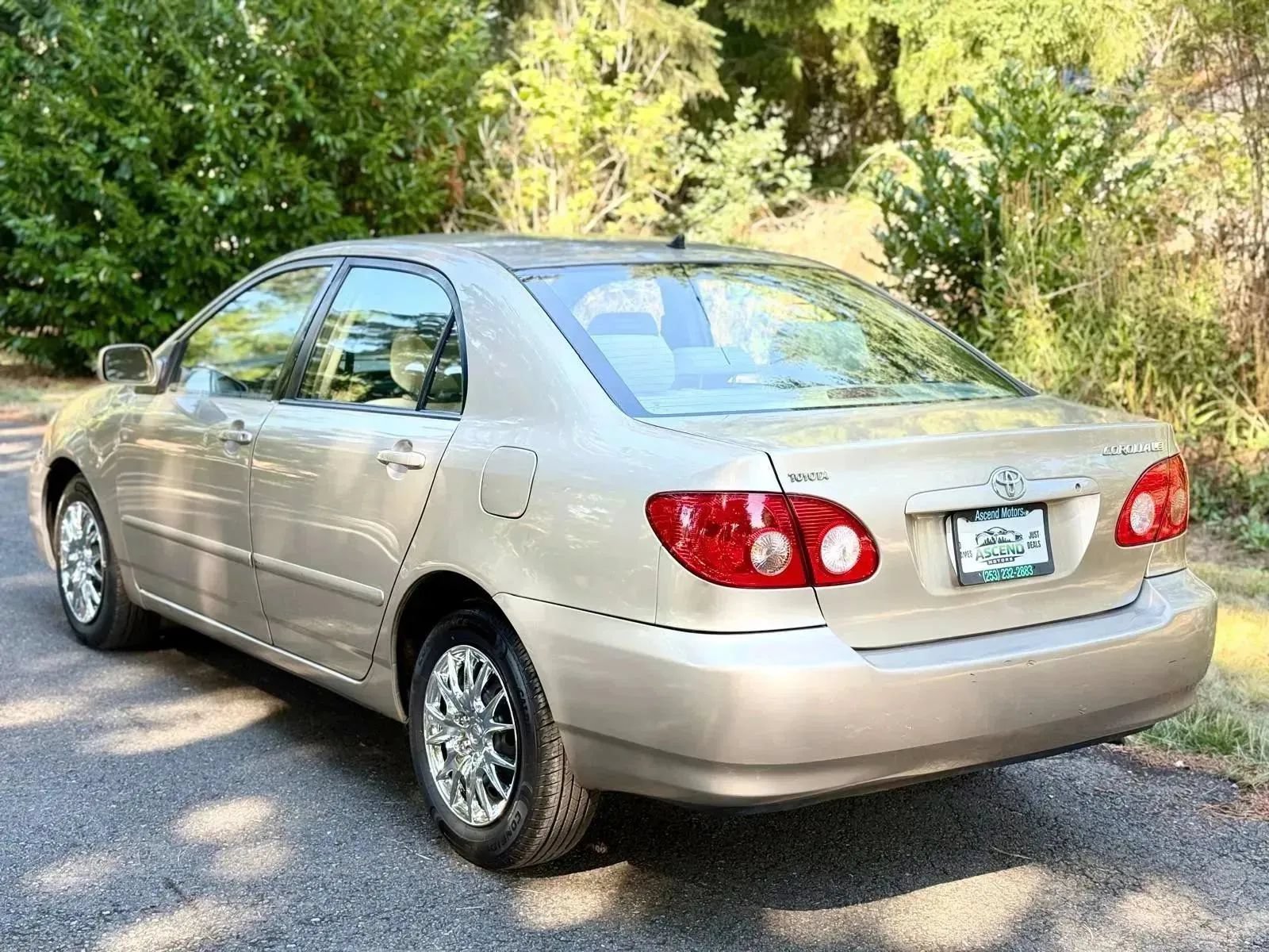 Used 2008 Toyota Corolla LE FWD image 3