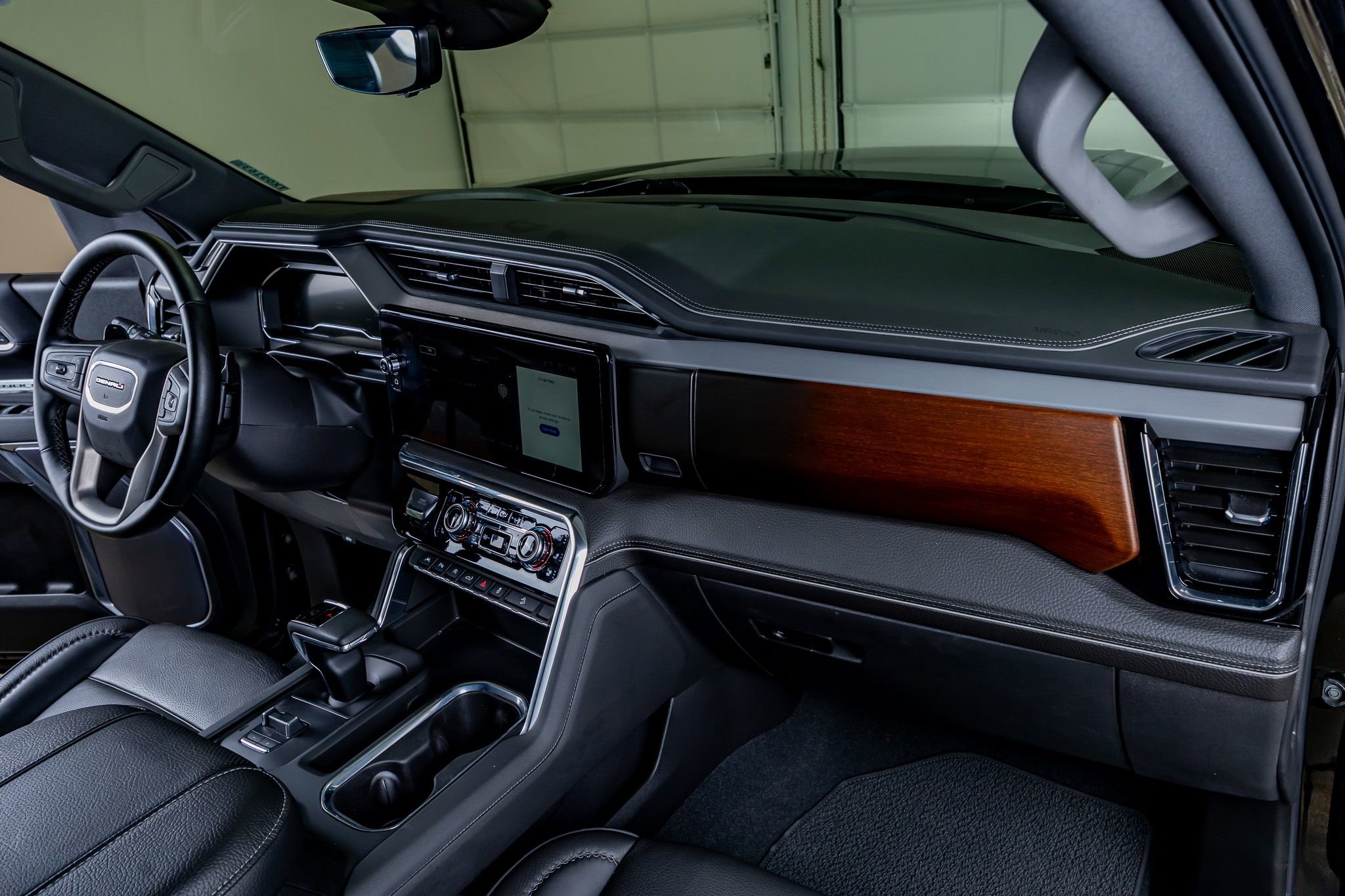 Used 2025 GMC Sierra 1500 Denali w/ Denali Reserve Package image 18