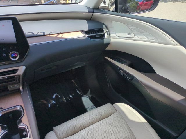 Certified 2024 Lexus RX 350 FWD w/ Convenience Package image 16