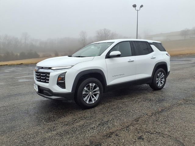 Used 2025 Chevrolet Equinox LT image 36