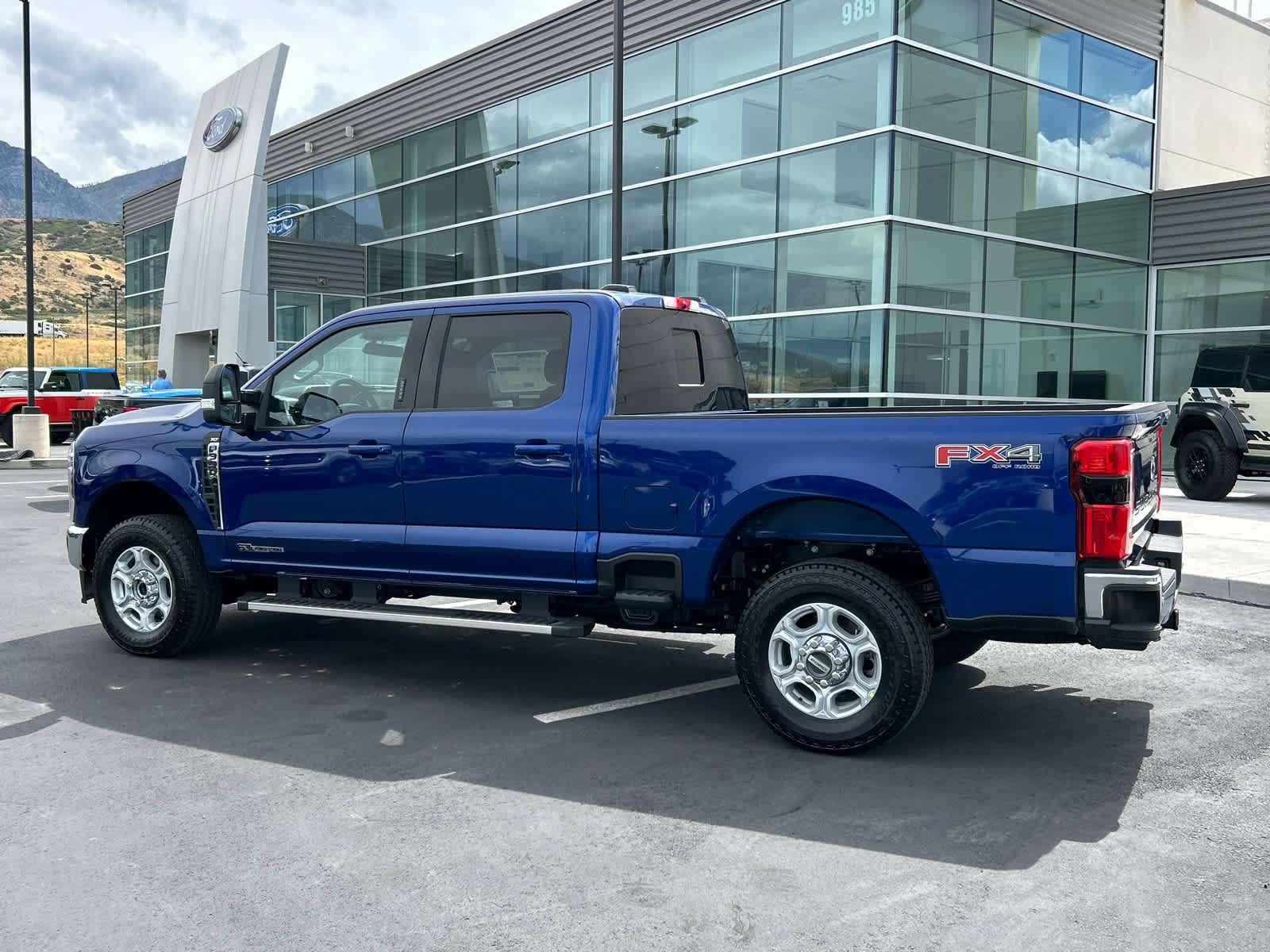 New 2026 Ford F350 XLT w/ XLT Premium Package AWD/4WD image 16