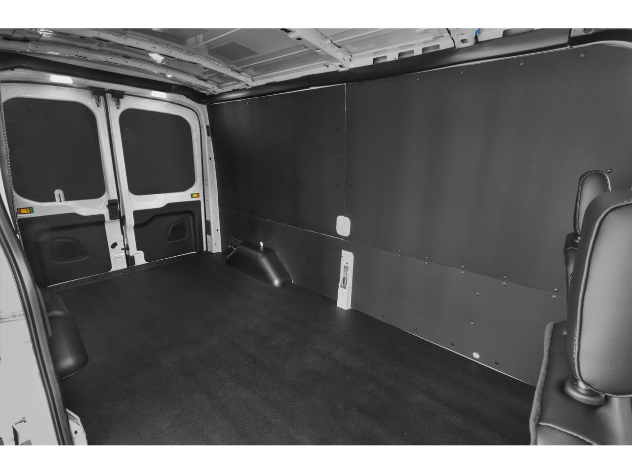 New 2026 Ford Transit 250 148 Medium Roof w/ Load Area Protection Package RWD image 33