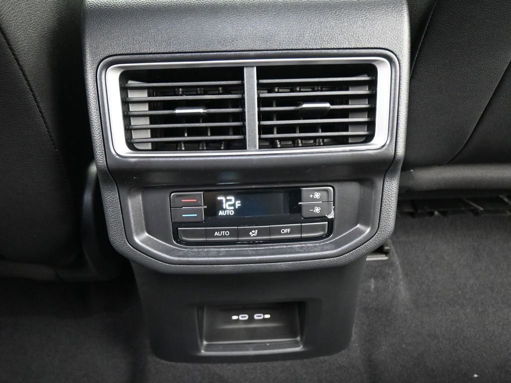 New 2026 Volkswagen Atlas SE image 42