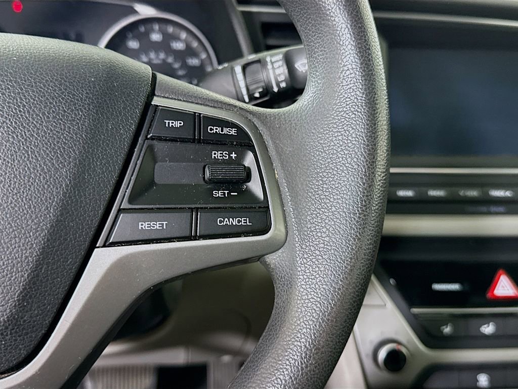 Used 2018 Hyundai Elantra SE w/ SE Connectivity Package 04 FWD image 20