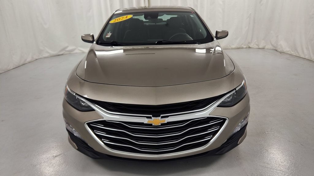 Used 2024 Chevrolet Malibu LT FWD image 8