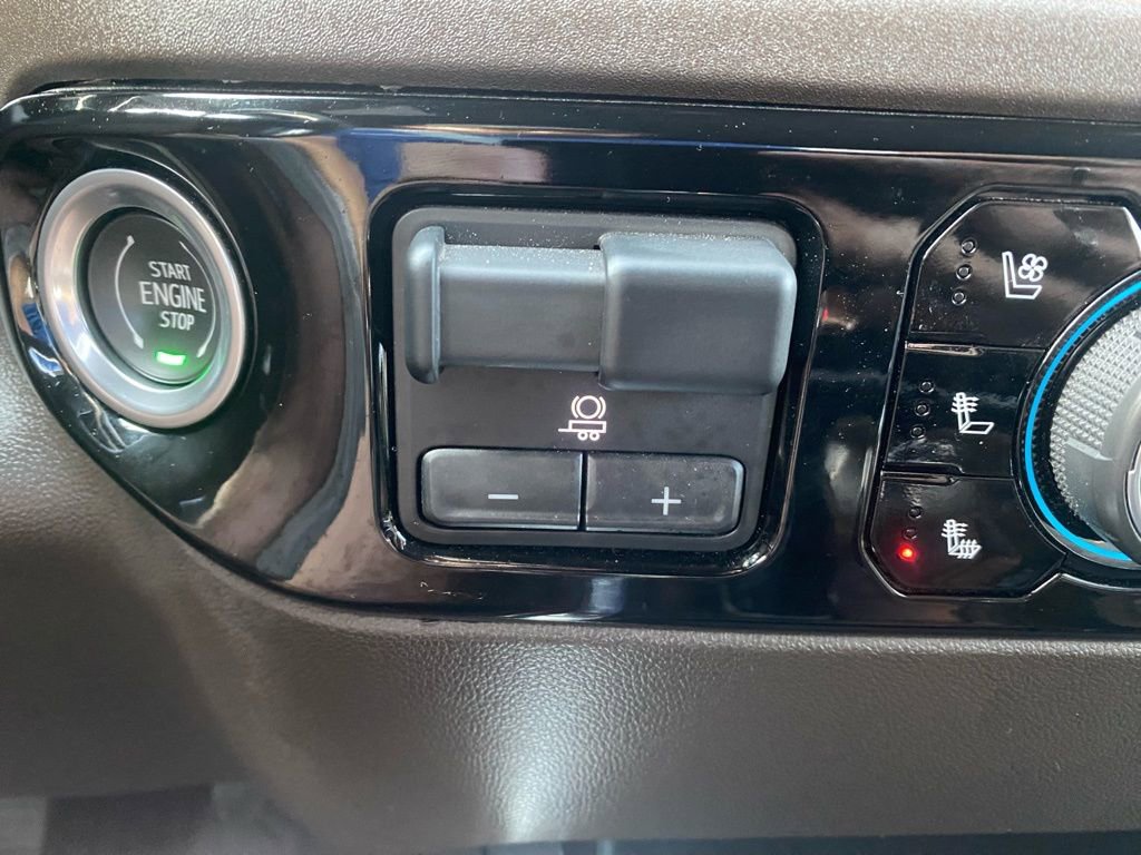 Used 2022 Chevrolet Silverado 1500 LTZ image 23