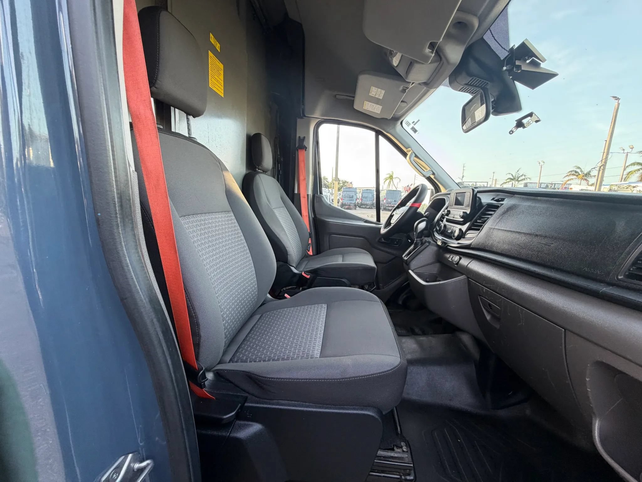 Used 2020 Ford Transit 250 148 High Roof Extended RWD image 19