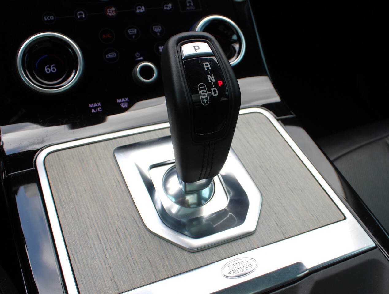 Used 2020 Land Rover Range Rover Evoque S AWD/4WD image 30