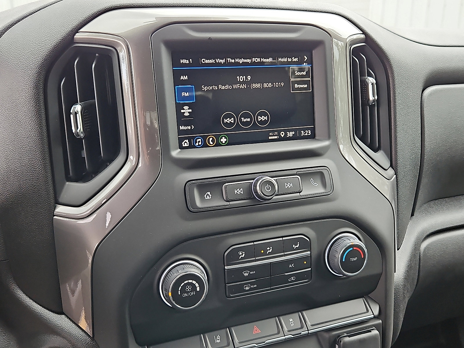 New 2025 Chevrolet Silverado 2500 W/T w/ WT Convenience Package AWD/4WD image 10