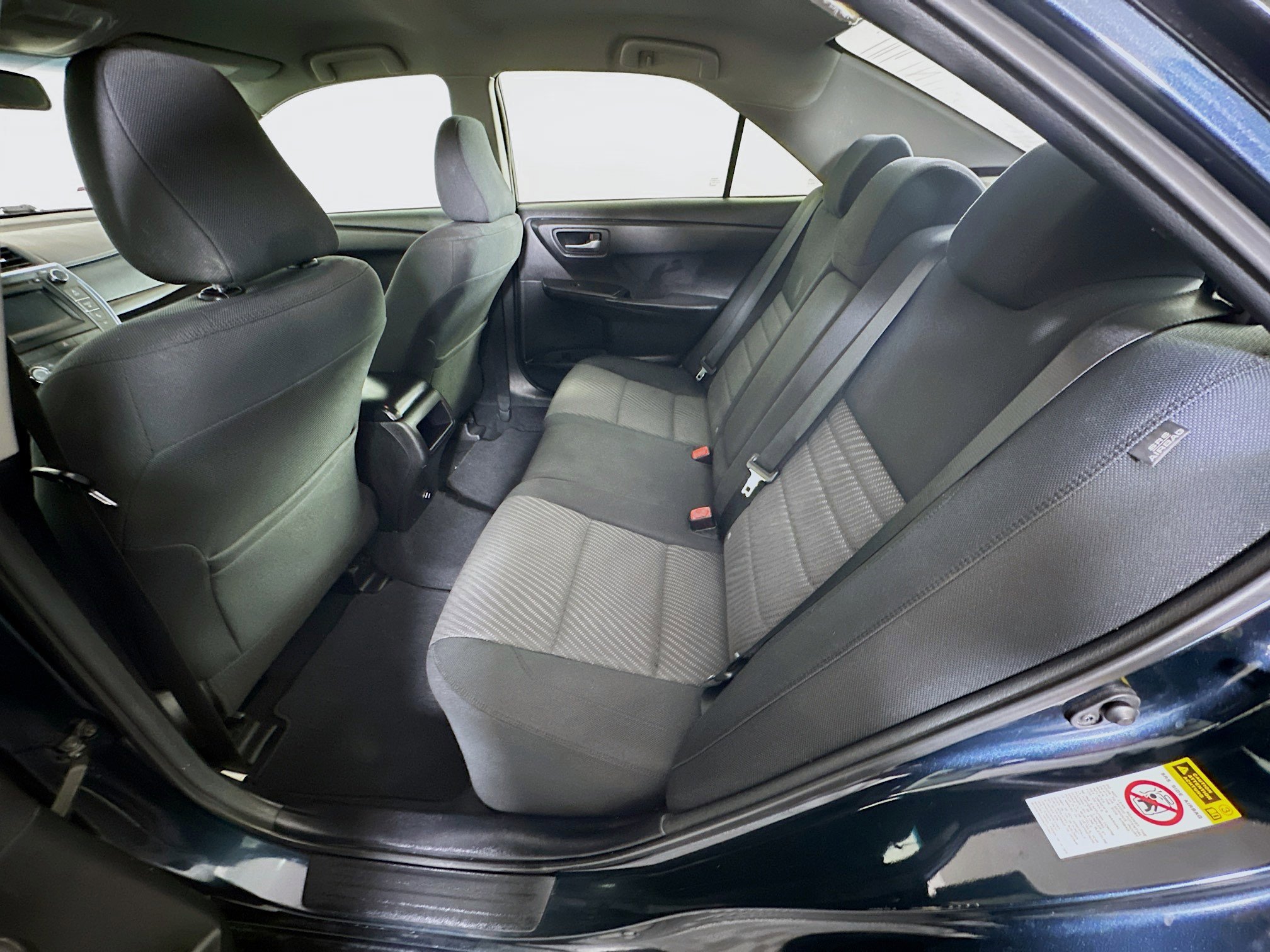 Used 2017 Toyota Camry LE FWD image 25