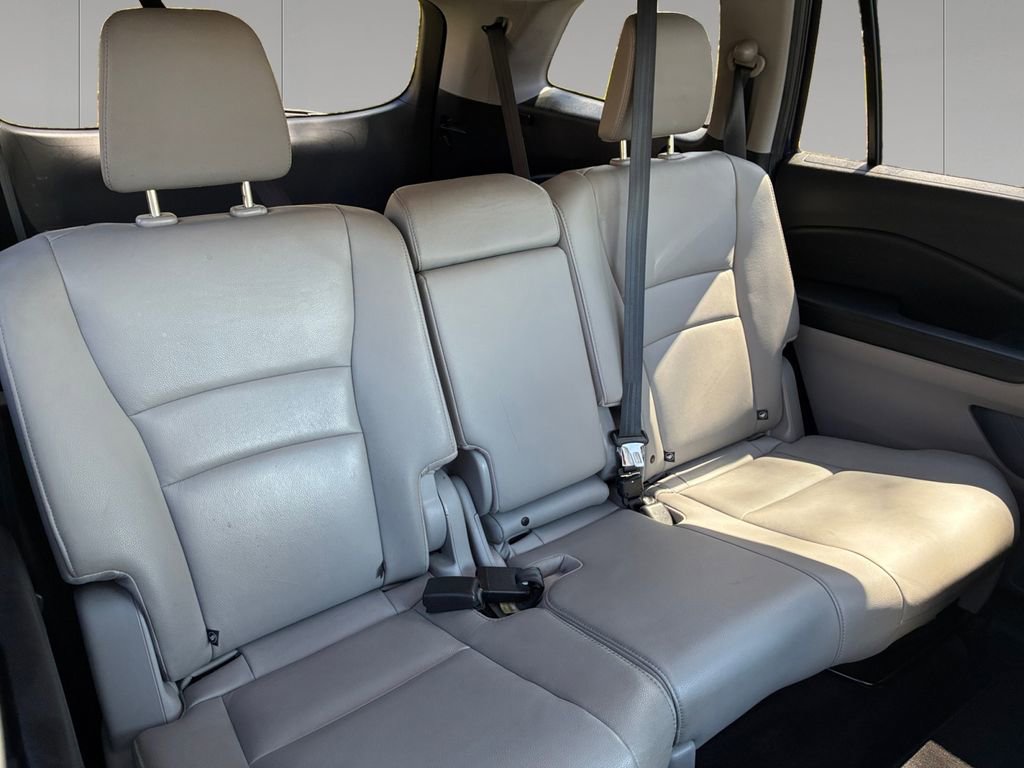 Used 2017 Honda Pilot EX-L image 18