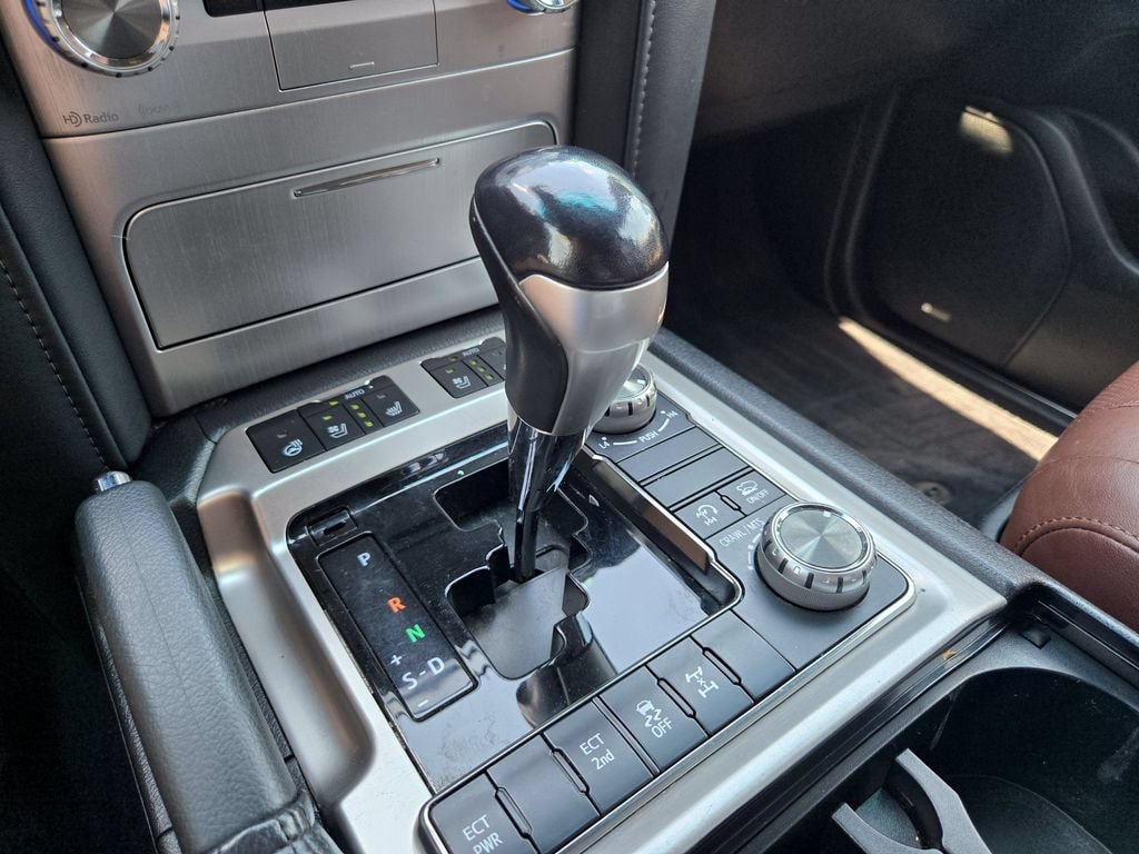 Used 2017 Toyota Land Cruiser w/ Four Season Floor Mat Package AWD/4WD image 15