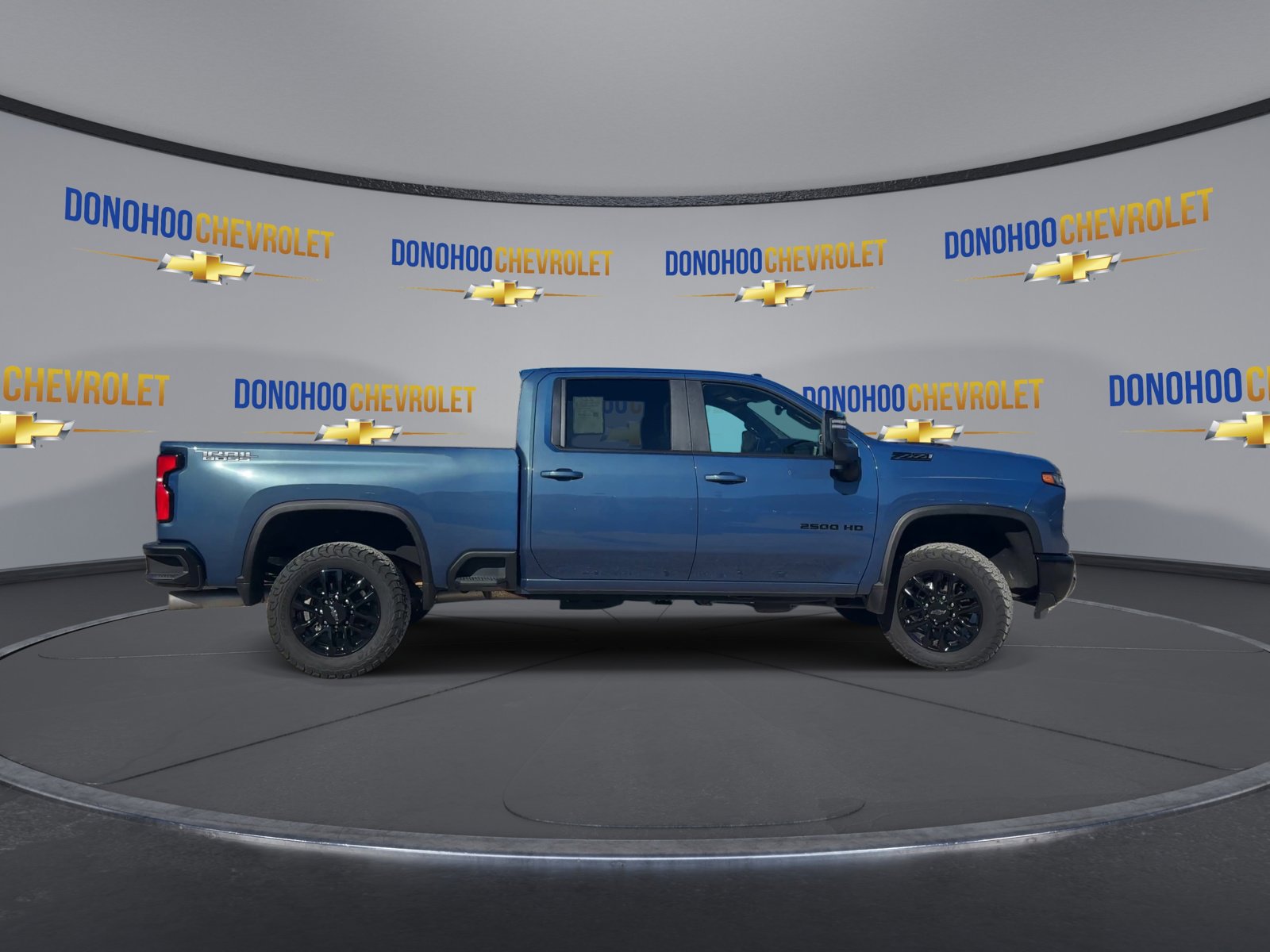 Used 2025 Chevrolet Silverado 2500 LT w/ Trail Boss Package image 6